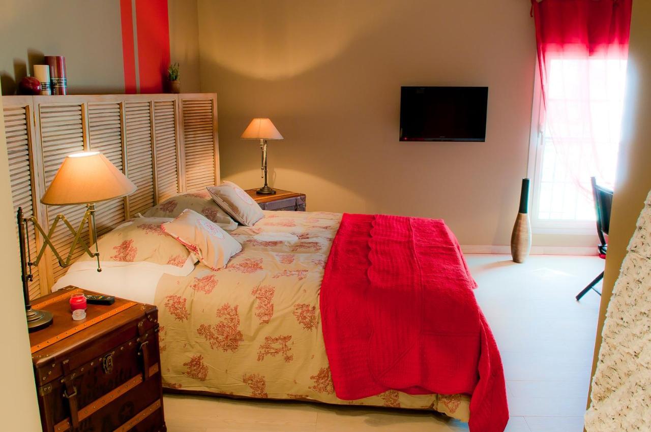 Domaine De La Baratonne Bed and Breakfast La Garde  Kamer foto
